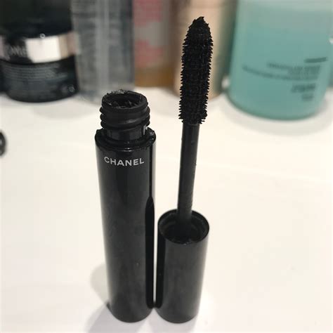 le volume de chanel ici paris|chanel le volume mascara.